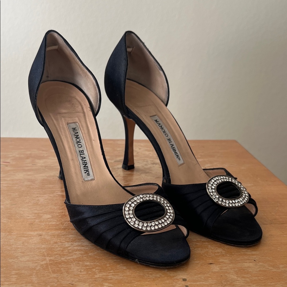 Manolo blahnik black satin sedaraby d’orsay heels